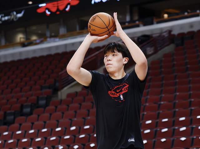 一夜3大消息！杨瀚森连续缺席，哈登加盟效果显著，快船遭打击